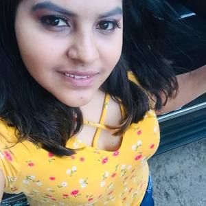 Meet your Posher, Aracely